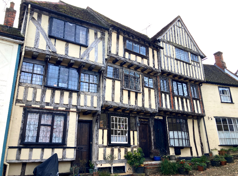 Haunted Accommodation in the UK: 5 Great Reasons to Stay